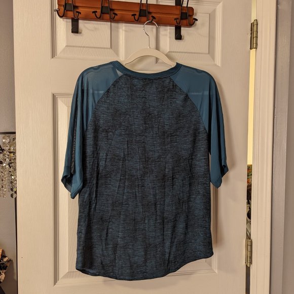 Calvin Klein Jeans Top with Sheer Raglan Sleeves - Picture 4 of 12